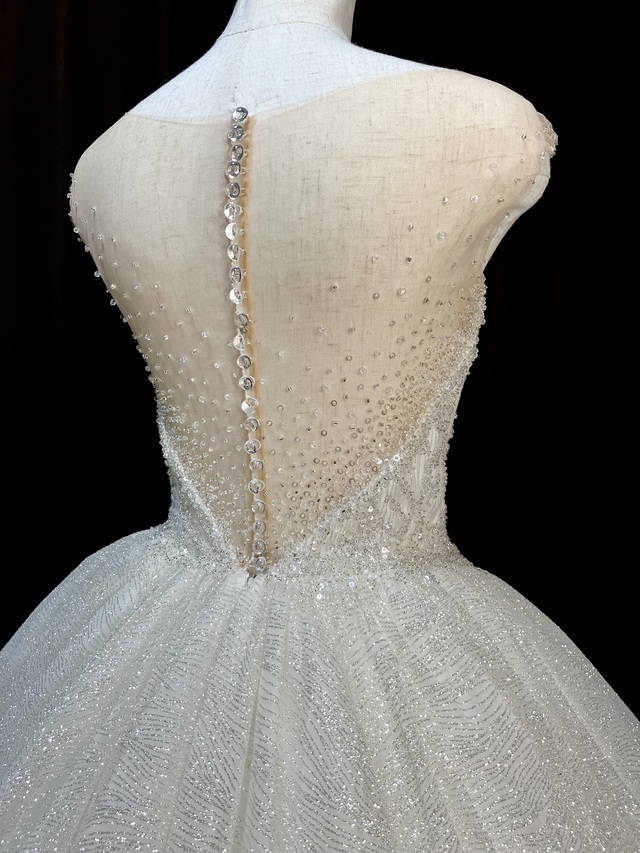 背中のアップです。