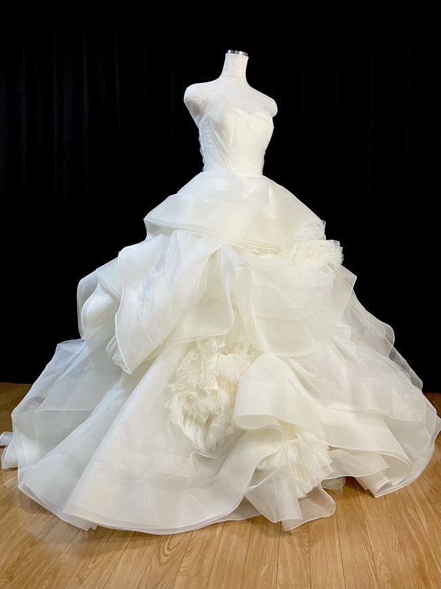 レアリュクス　VERA WANG Katherine
