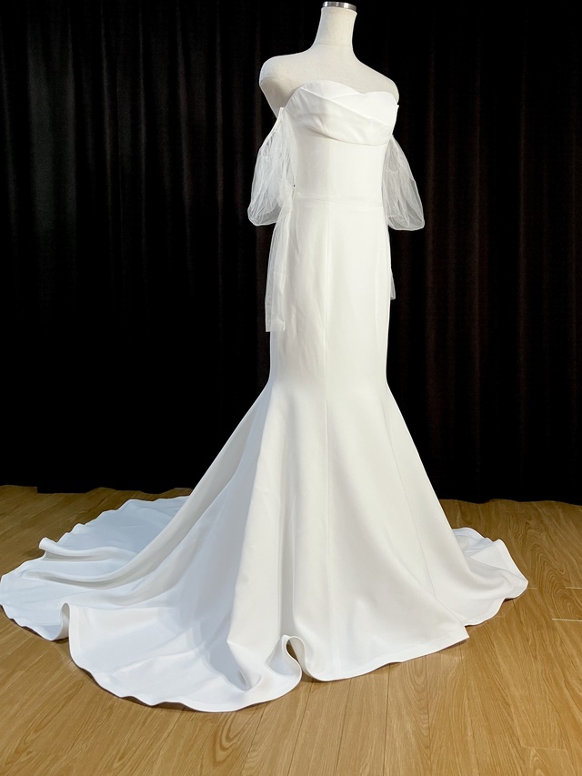 コンディション良好でお求めやすい価格のAvaです。