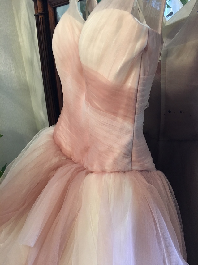 White by vera wang ピンクワンショルダードレス - library 