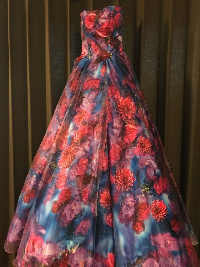 M/ mika ninagawa ドレスクリーニング