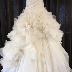 VERA WANG　Hayley （ヴェラウォン ヘイリー）のドレスクリーニング（東京都のお客様からのご依頼品）