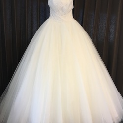 近藤千尋さん使用モデルCHIPI DRESSのクリーニング